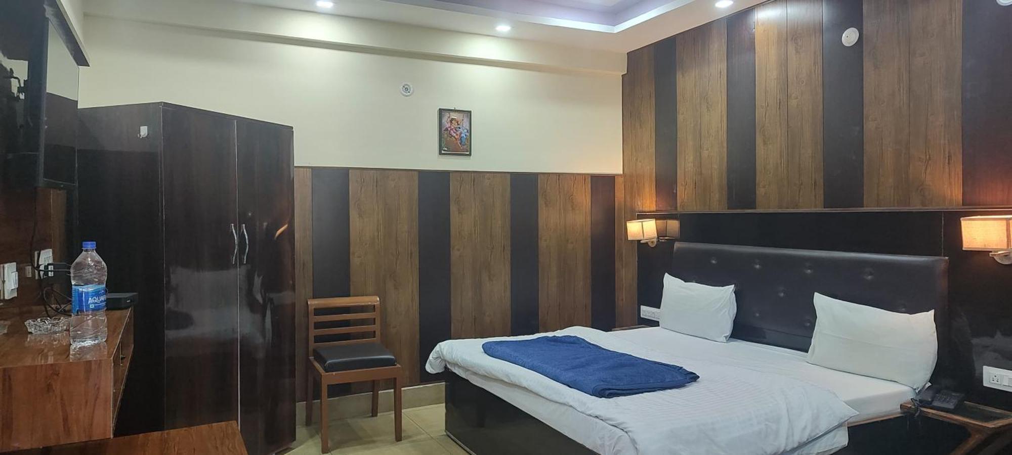 Arya Mansion Hotel Lansdowne Cameră foto